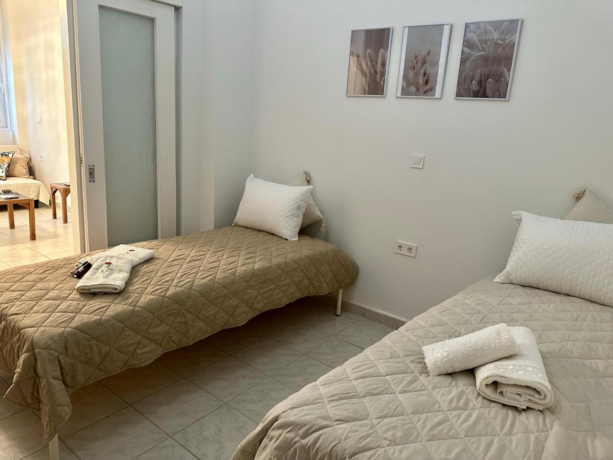 Piraiki Coastal Accommodation Pireus Exteriér fotografie